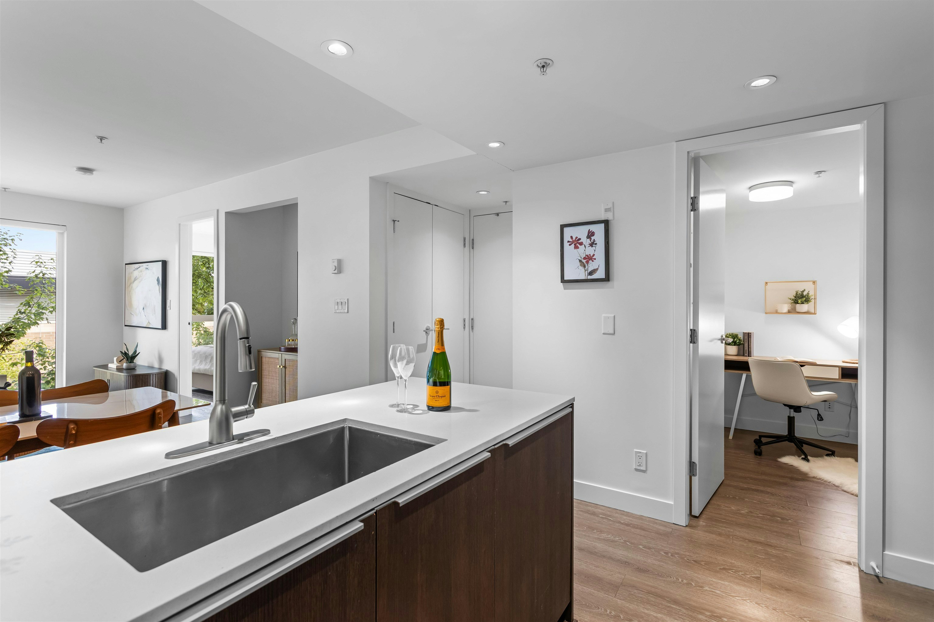 211-1588 E Hastings Street, Vancouver, BC, V5L 0B8 - 11