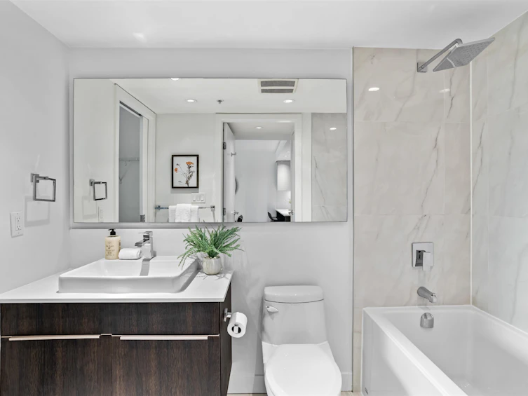 211-1588 E Hastings Street, Vancouver, BC, V5L 0B8 - 18