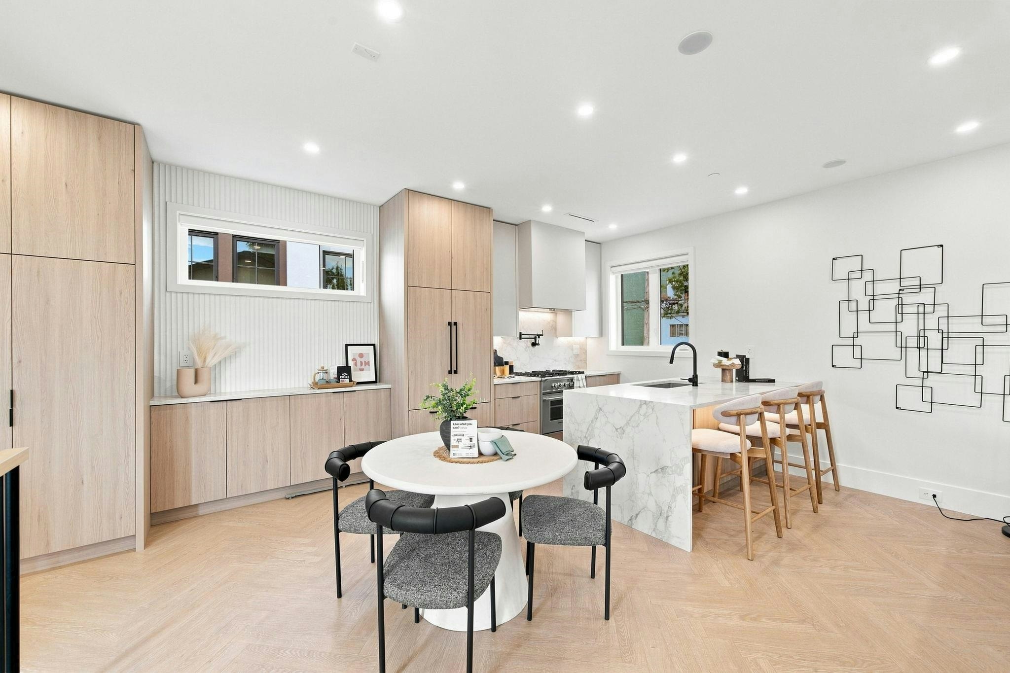 646 E 23rd Avenue - 5