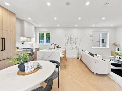 646 E 23rd Avenue - 3