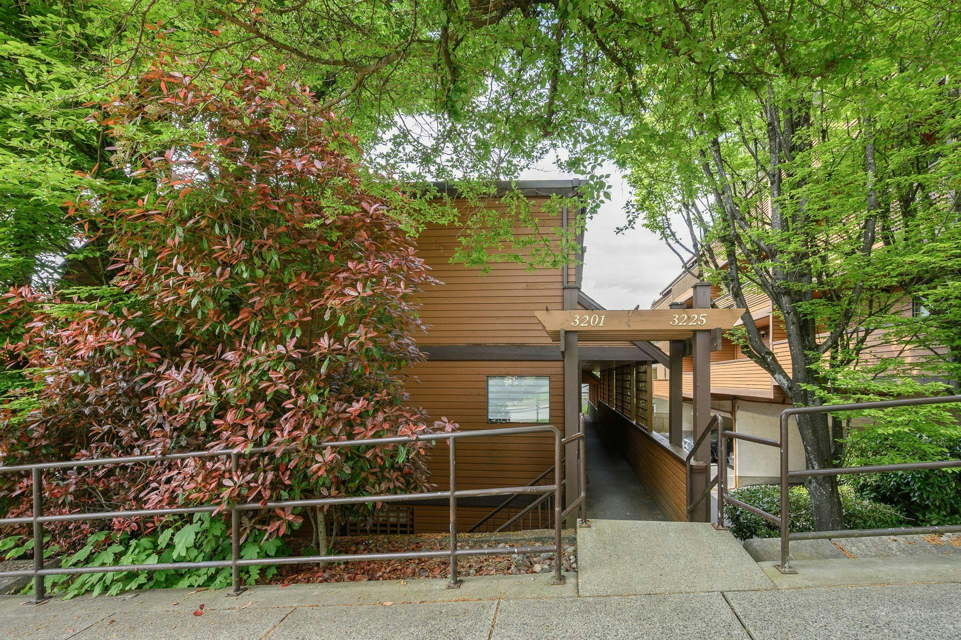 3201 Lonsdale Avenue, North Vancouver, BC, V7N 4G8 - 33