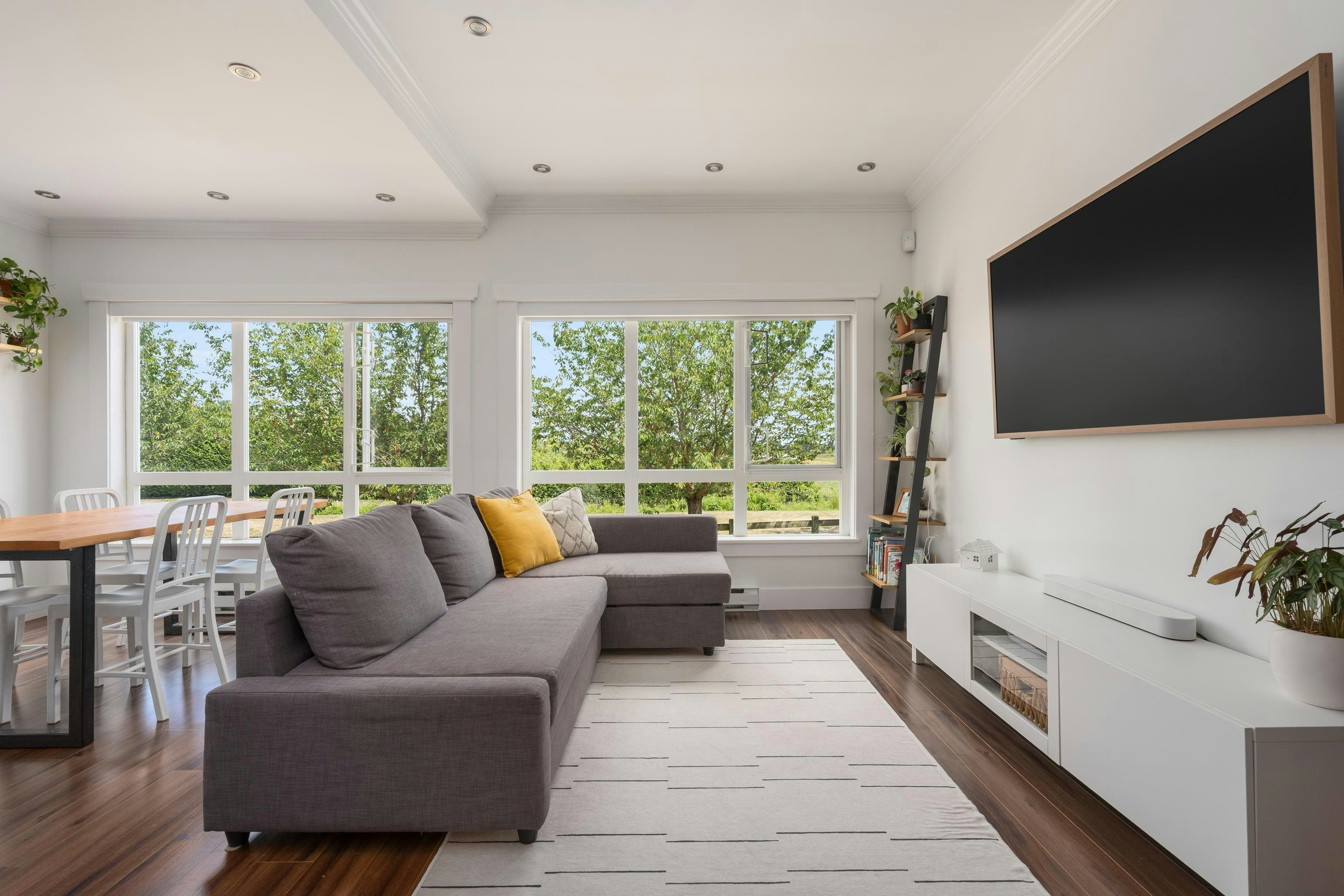 1-13028 No. 2 Road, Richmond, BC, V7E 6S4