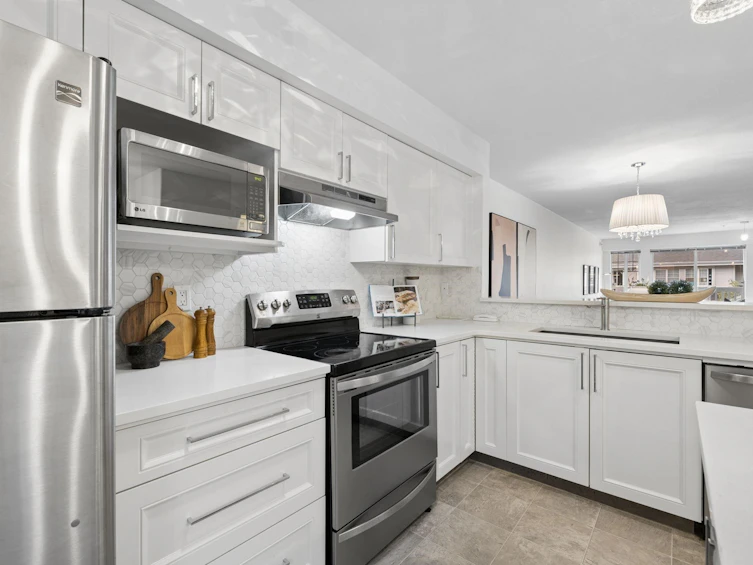 24-230 Tenth Street, New Westminster, BC, V3M 3X9 - 13