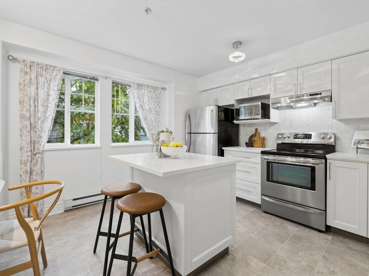 24-230 Tenth Street, New Westminster, BC, V3M 3X9 - 11