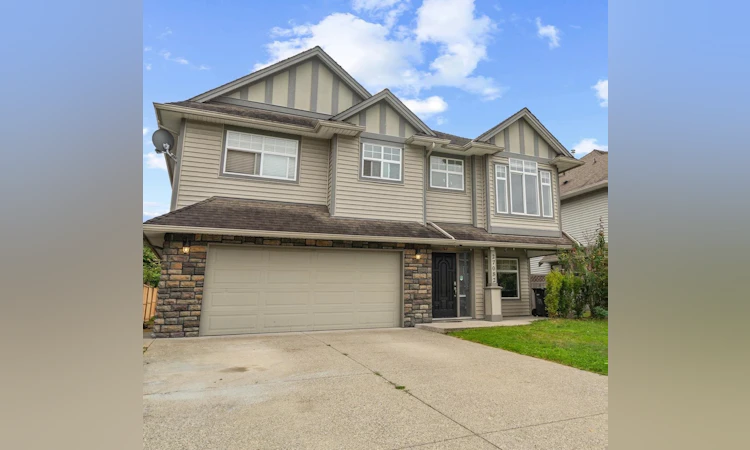 27082 35 Avenue