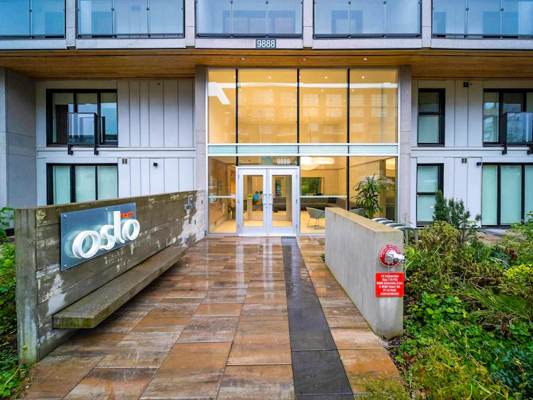 412-9888 University Crescent, Burnaby, BC, V5A 0G4