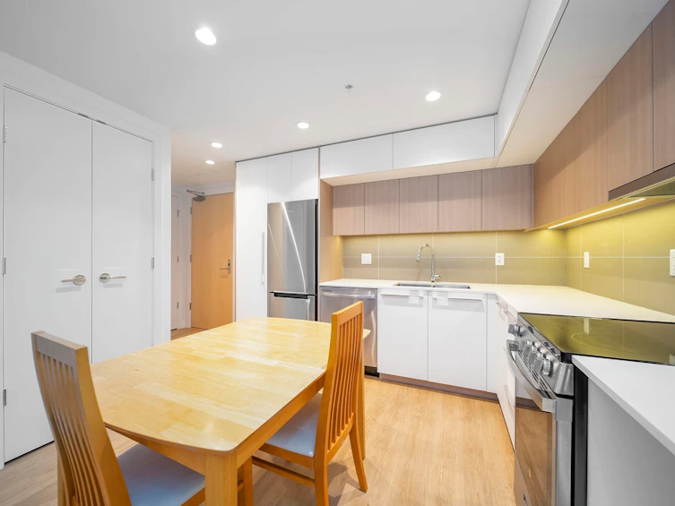 412-9888 University Crescent, Burnaby, BC, V5A 0G4 - 6