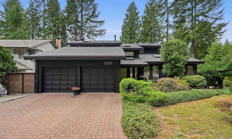 2261 Hill Drive