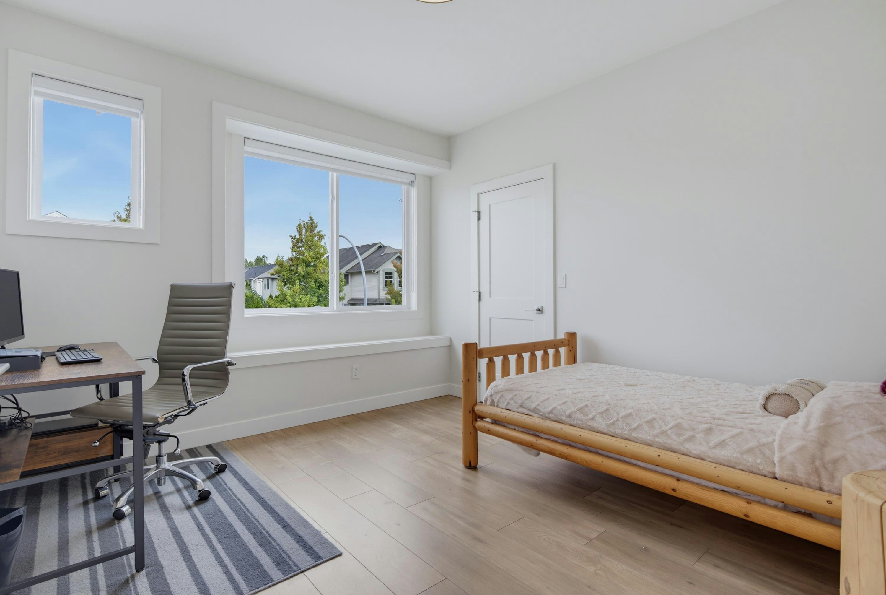 20044 73 Avenue, Langley, BC, V2Y 3G5 - 18