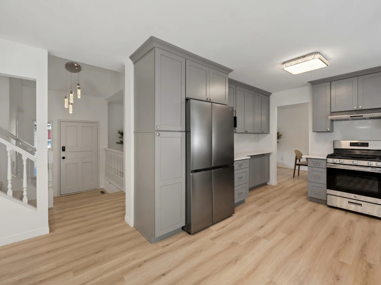 2556 Trillium Place, Coquitlam, BC, V3E 2G3 - 11