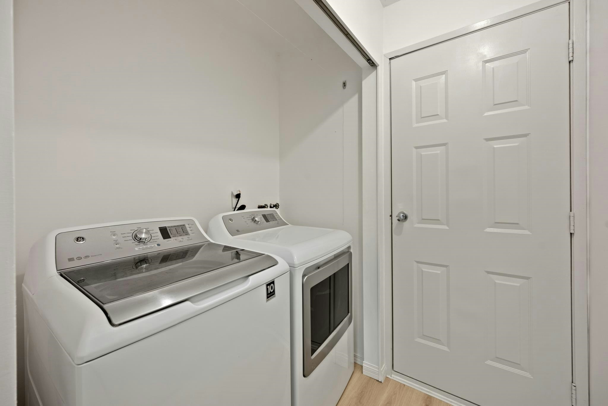 2556 Trillium Place, Coquitlam, BC, V3E 2G3 - 26