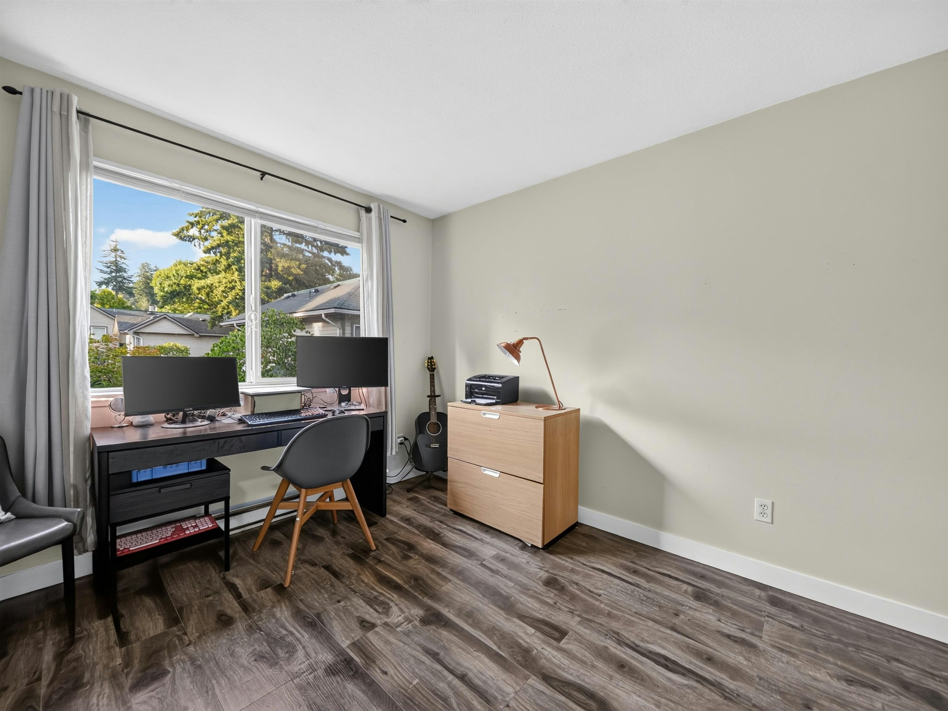 7-828 W 16th Street, North Vancouver, BC, V7P 1R3 - 16