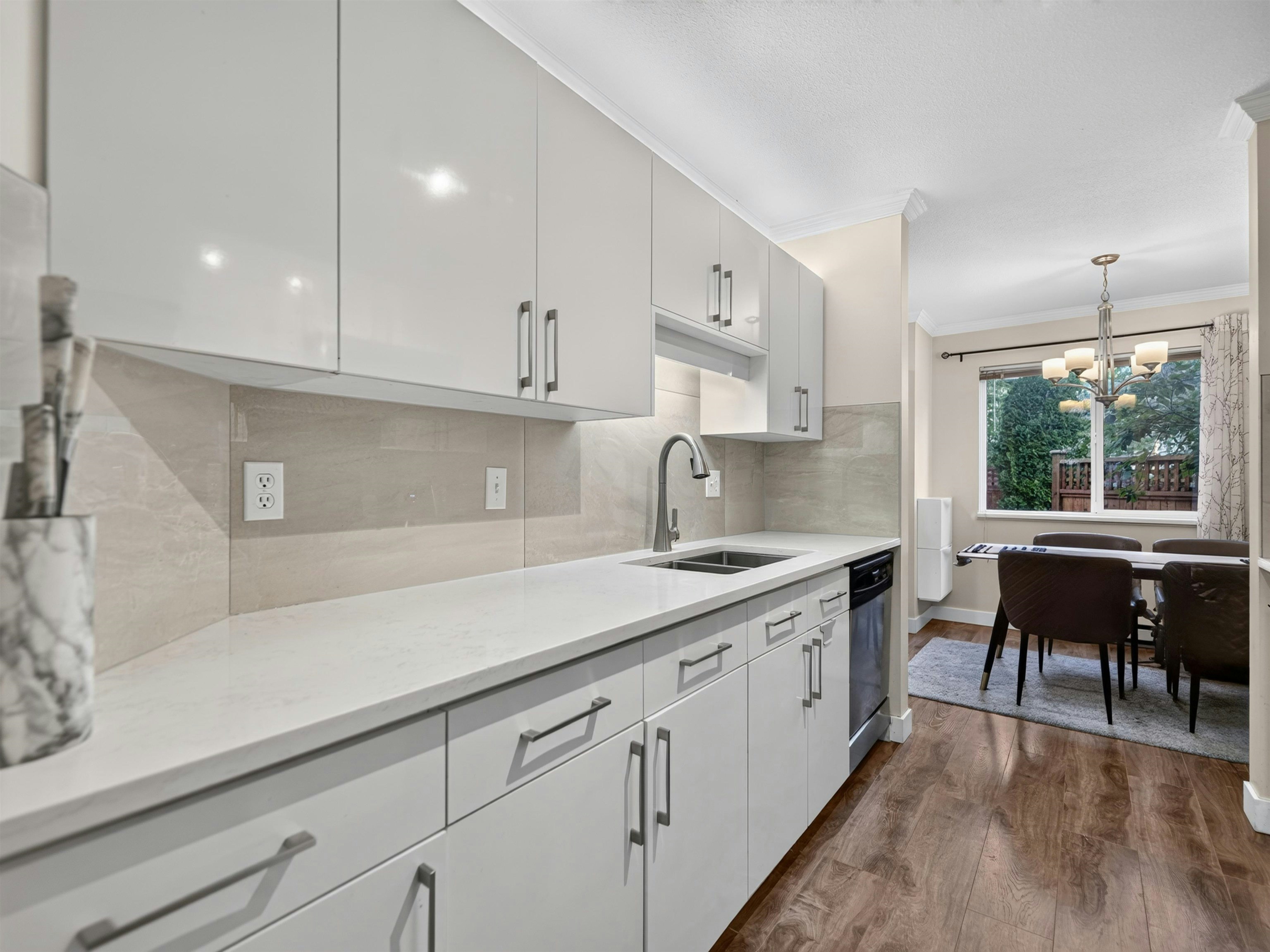 7-828 W 16th Street, North Vancouver, BC, V7P 1R3 - 7
