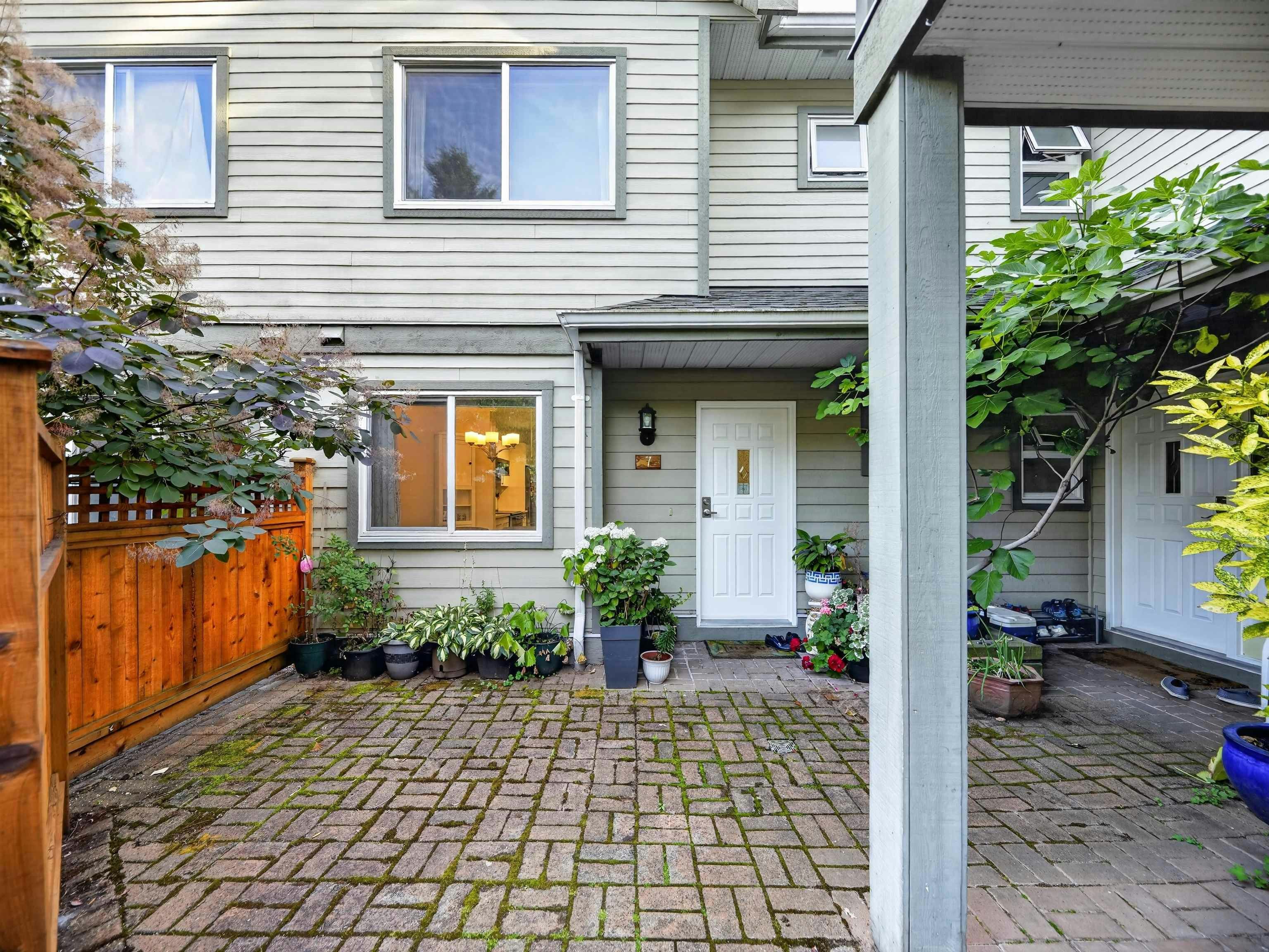 7-828 W 16th Street, North Vancouver, BC, V7P 1R3 - 25