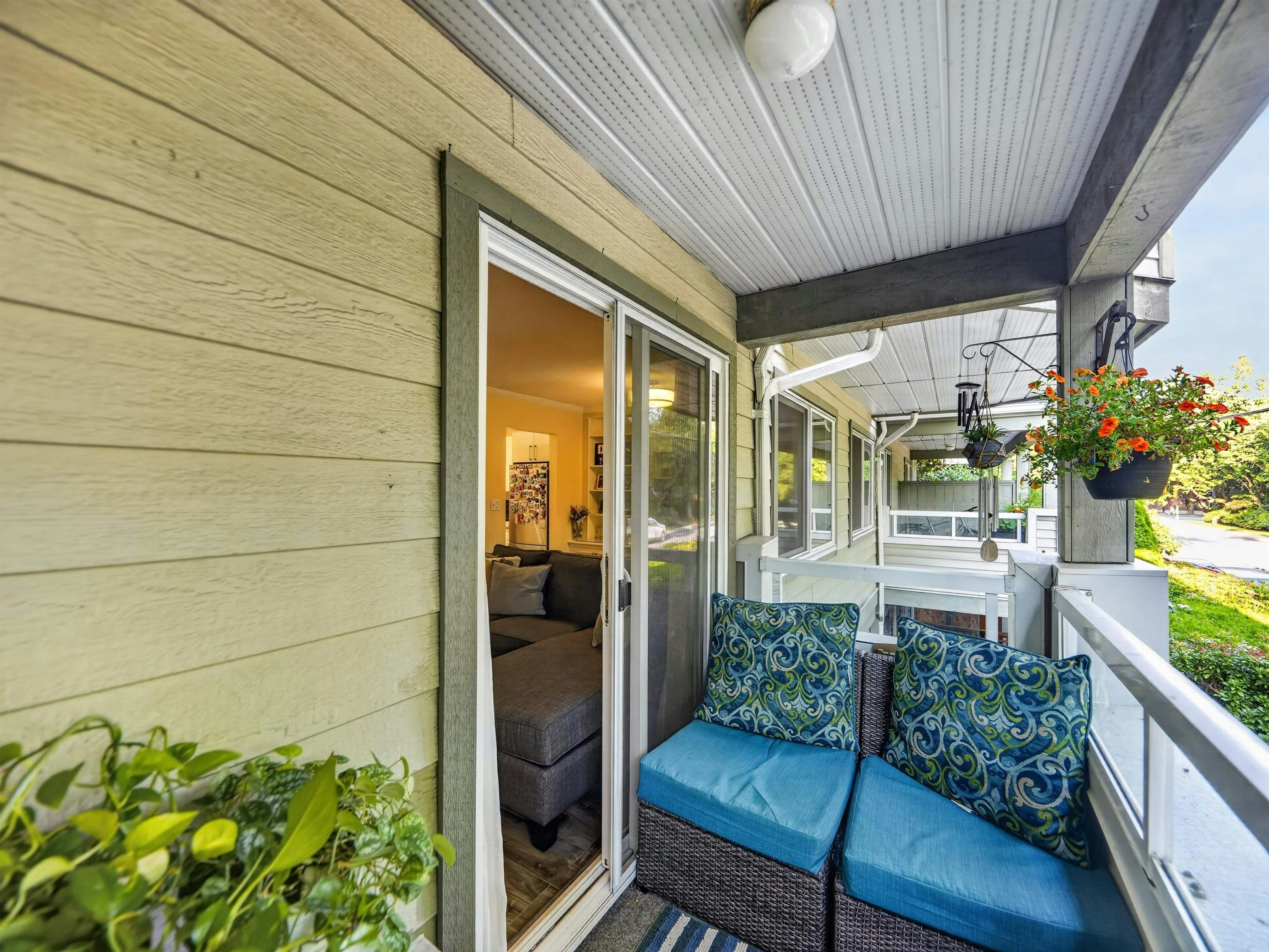 7-828 W 16th Street, North Vancouver, BC, V7P 1R3 - 23