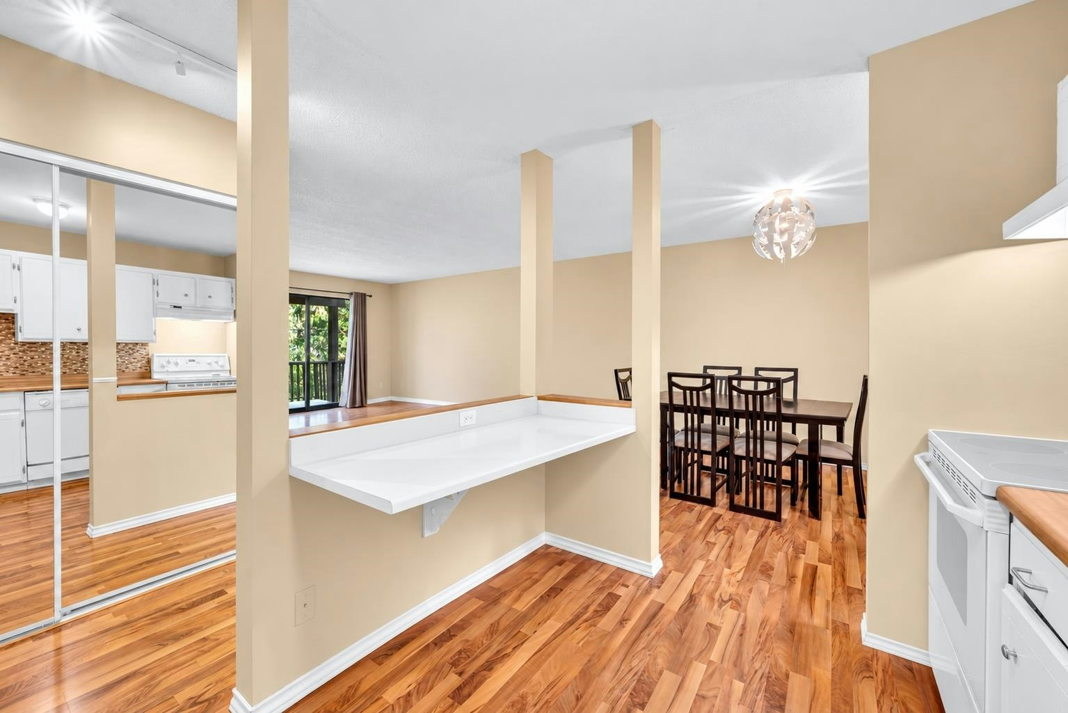 226-12170 222 Street, Maple Ridge, BC, V2X 8H1 5