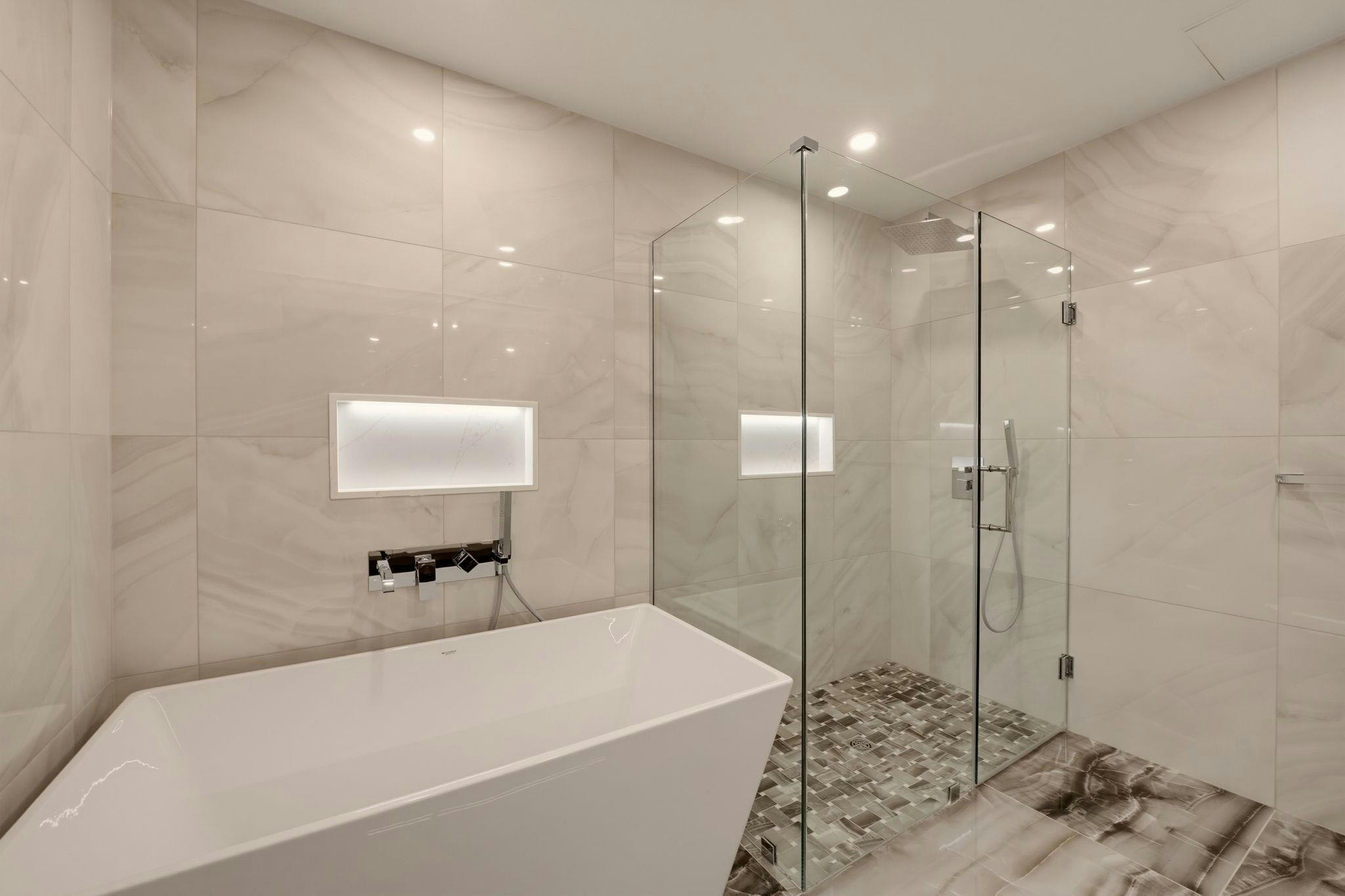 212-1342 Johnston Road, Surrey, BC, V4B 0C7 - 18