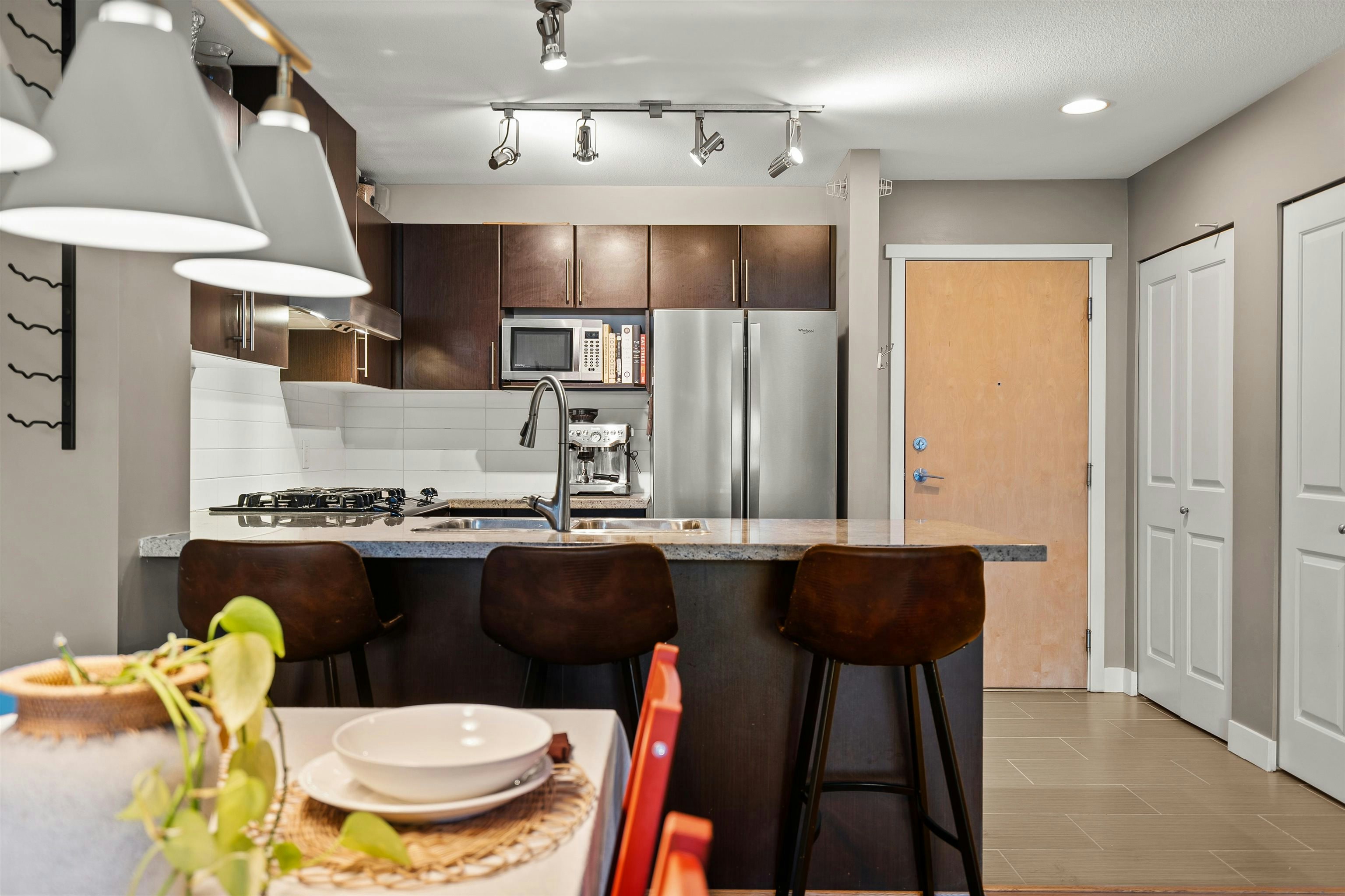 407-700 Klahanie Drive, Port Moody, BC, V3H 5L3 - 9
