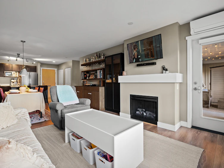 407-700 Klahanie Drive, Port Moody, BC, V3H 5L3