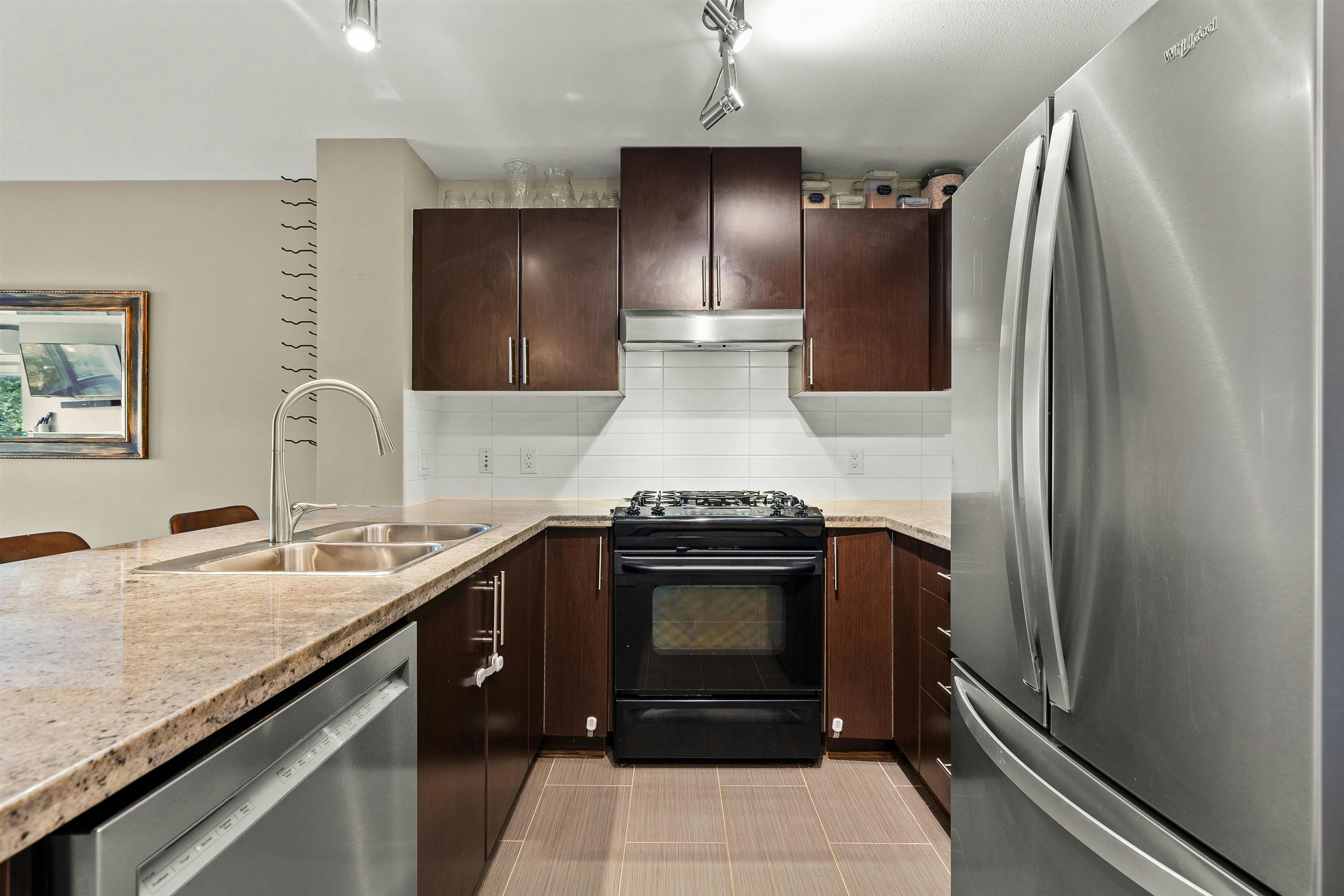 407-700 Klahanie Drive, Port Moody, BC, V3H 5L3 - 11