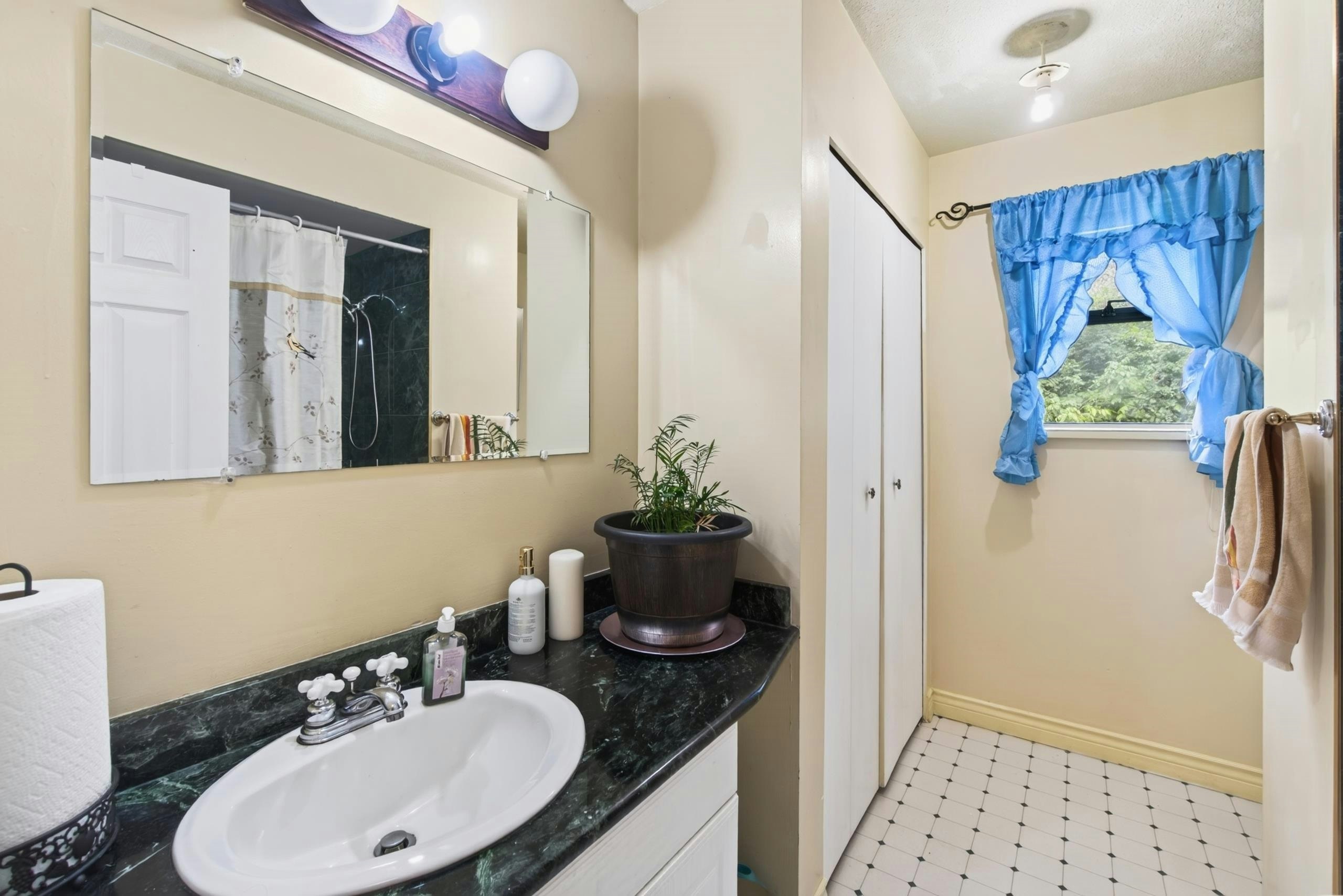 34757 Moffat Avenue, Mission, BC, V2V 6R6 - 22