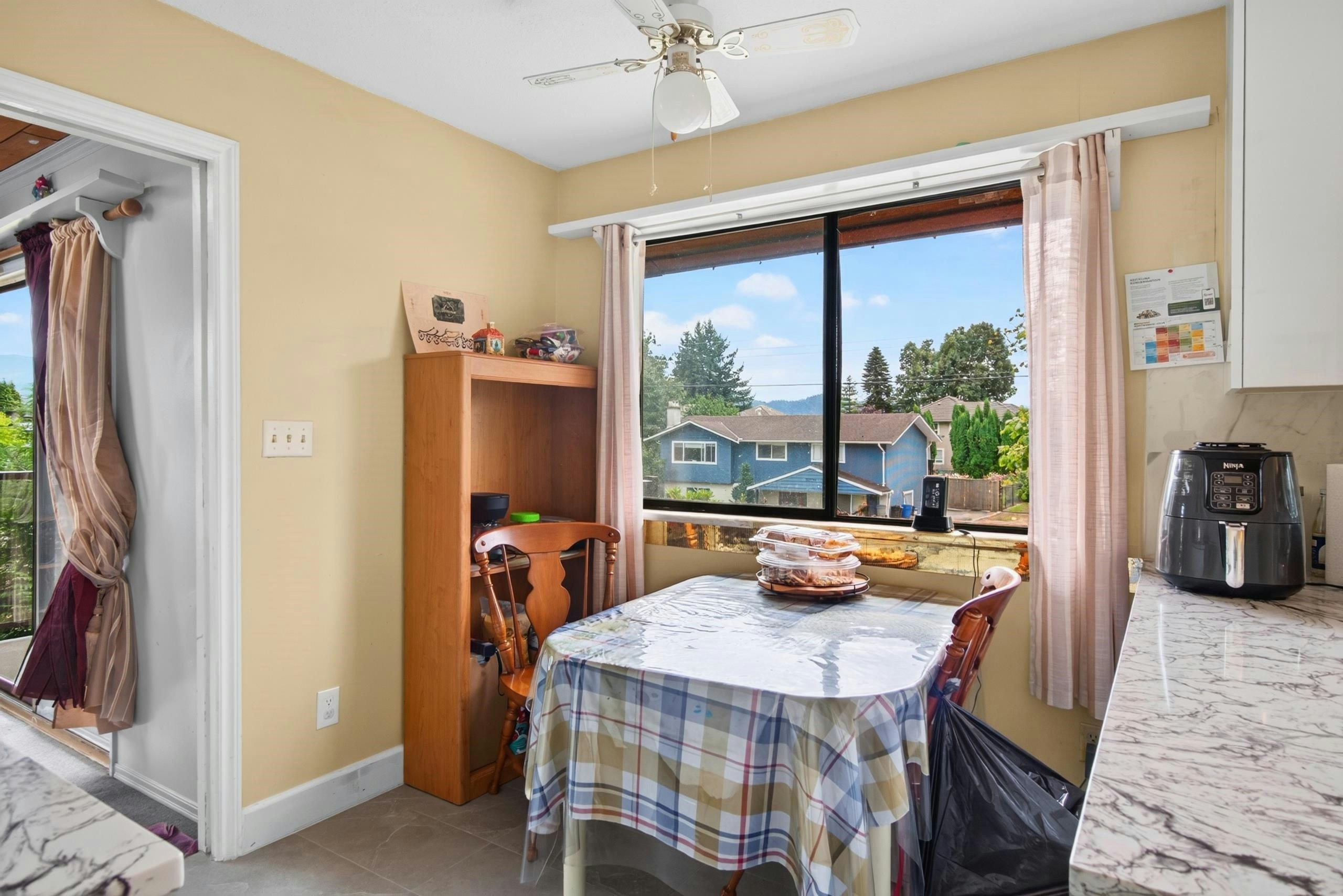 34757 Moffat Avenue, Mission, BC, V2V 6R6 - 10
