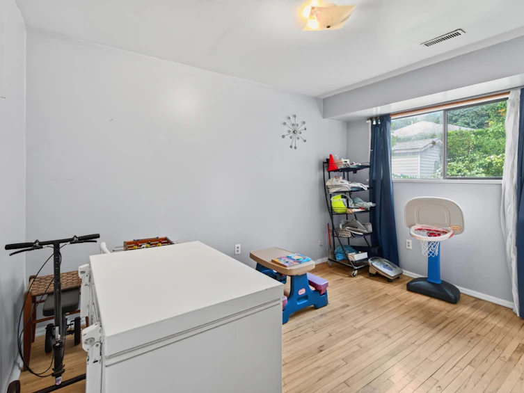 34757 Moffat Avenue, Mission, BC, V2V 6R6 - 34