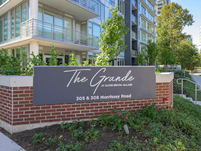 909-305 Morrissey Road - 2