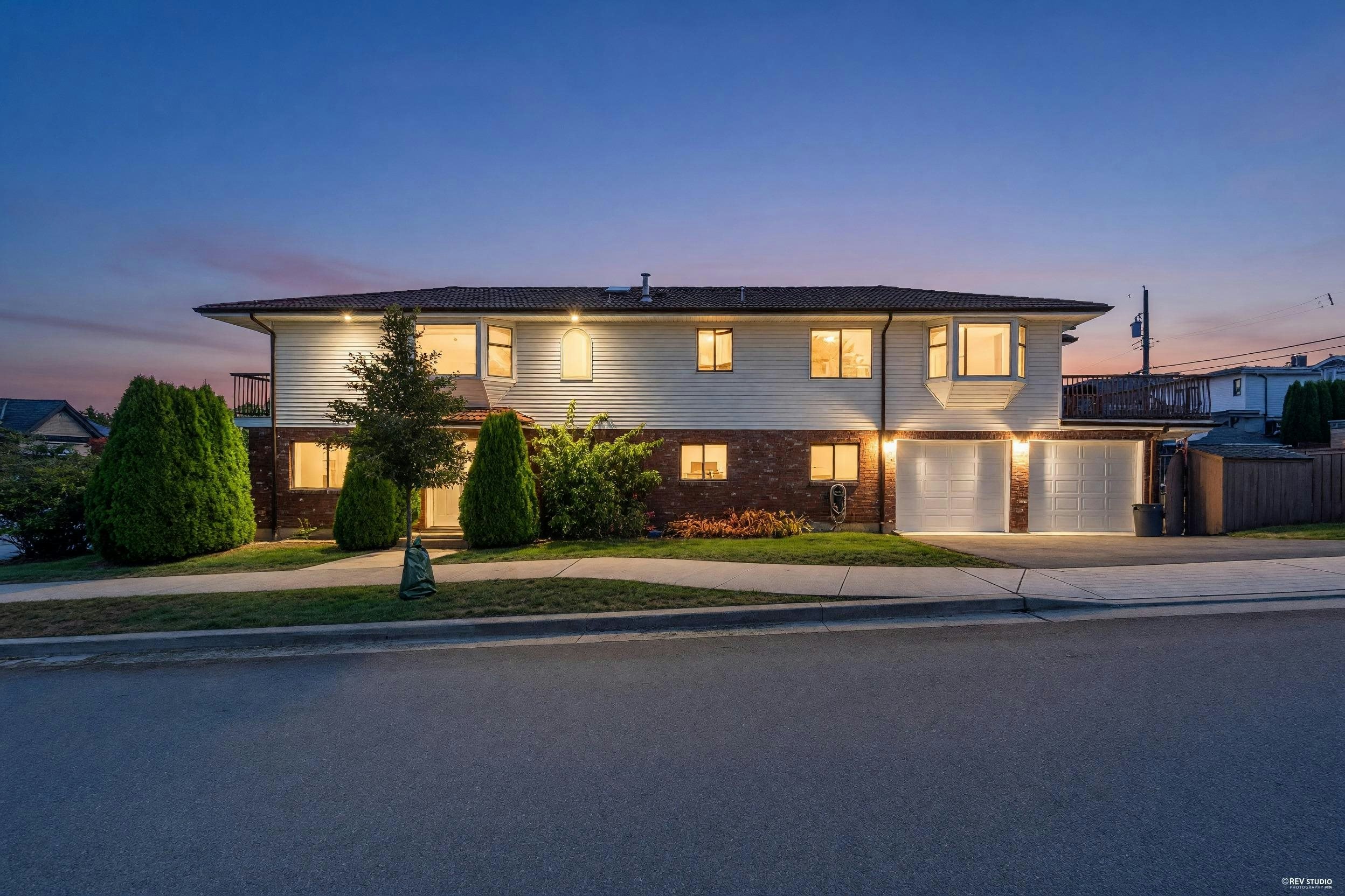 156 N Rosser Avenue, Burnaby, BC, V5C 6C4