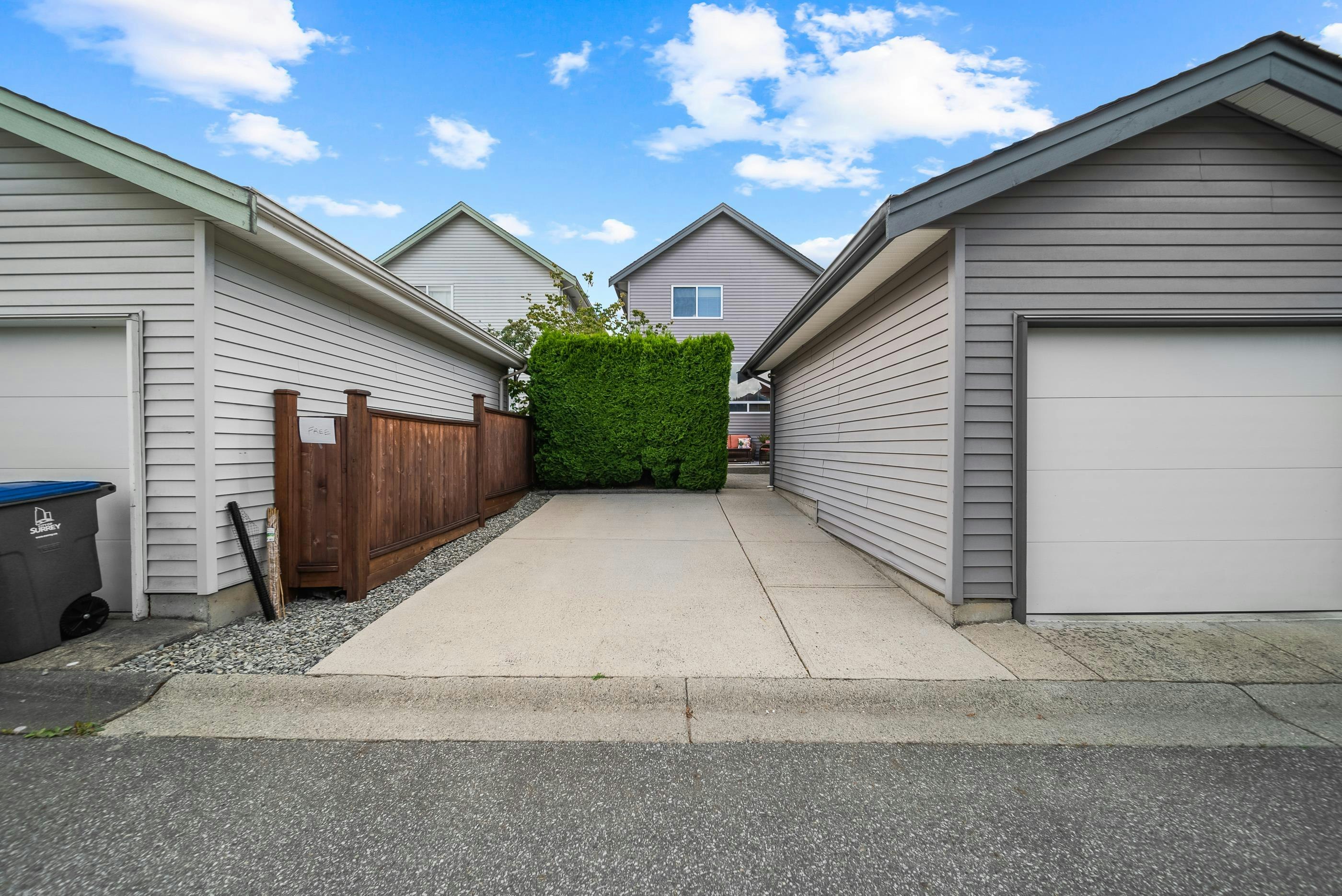 18565 67 Avenue, Surrey, BC, V3S 1Z1 - 32