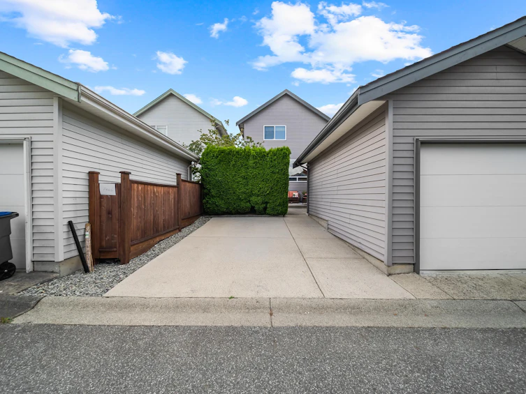 18565 67 Avenue, Surrey, BC, V3S 1Z1 - 32