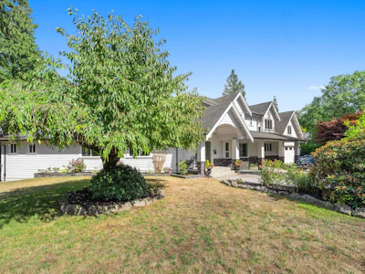 3330 140 Street - 3