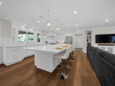 3330 140 Street - 5