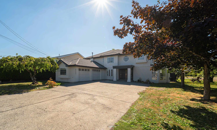 6522 Holly Park Drive