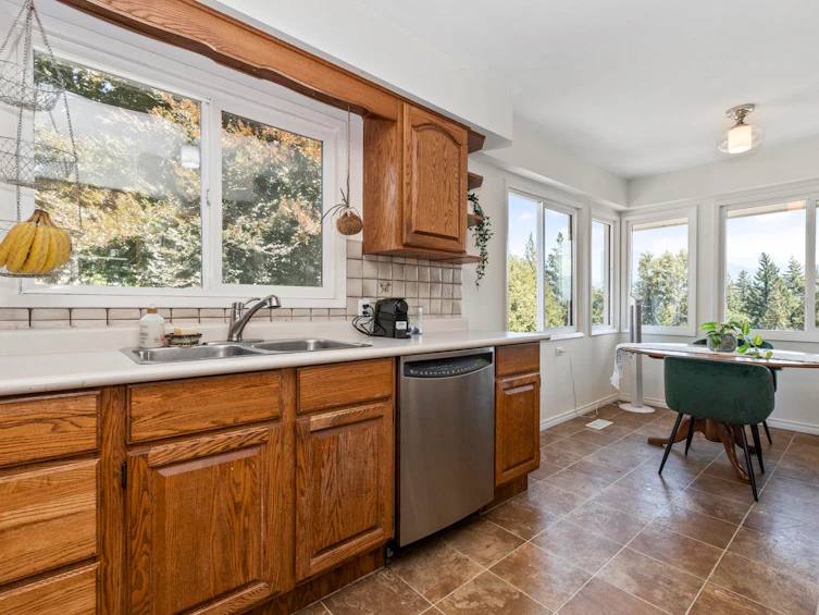 10005 Kenswood Drive, Chilliwack, BC, V2P 7N5 - 11