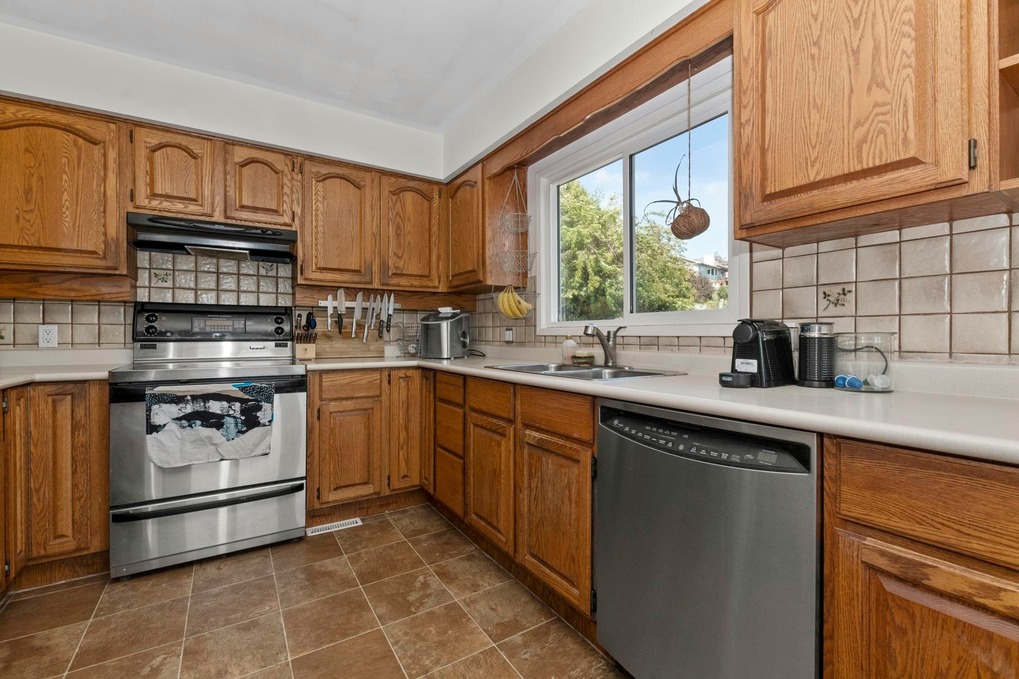 10005 Kenswood Drive, Chilliwack, BC, V2P 7N5 - 12