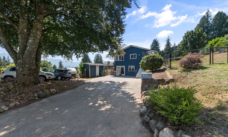 10005 Kenswood Drive