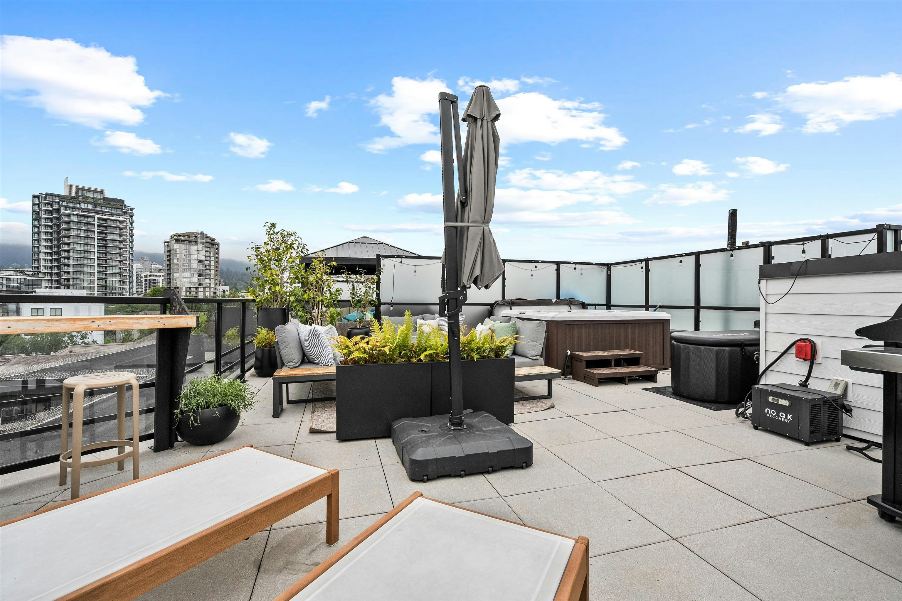 614-108 E 8th Street, North Vancouver, BC, V7L 0H1
