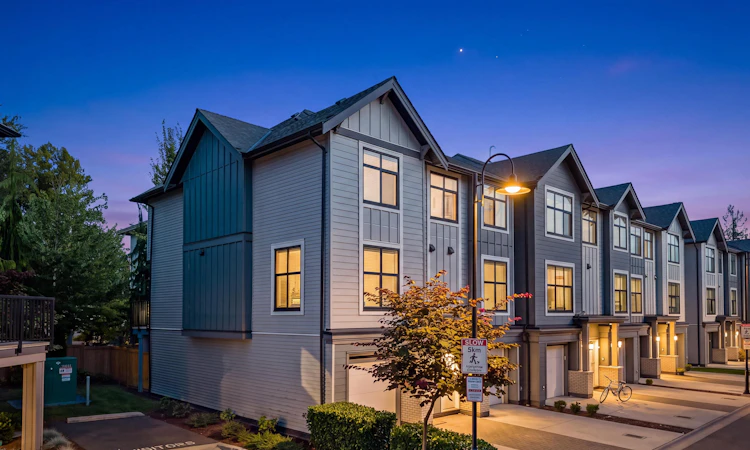 301-2267 Mckenzie Road