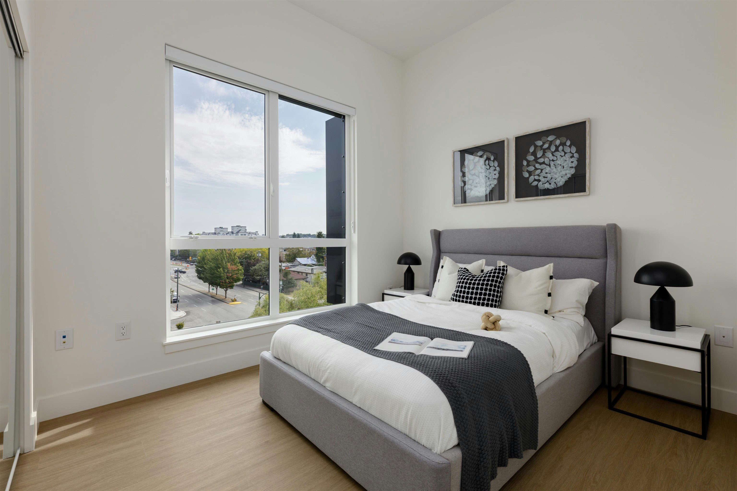 210-2235 E Broadway, Vancouver, BC, V5N 0J5 - 12