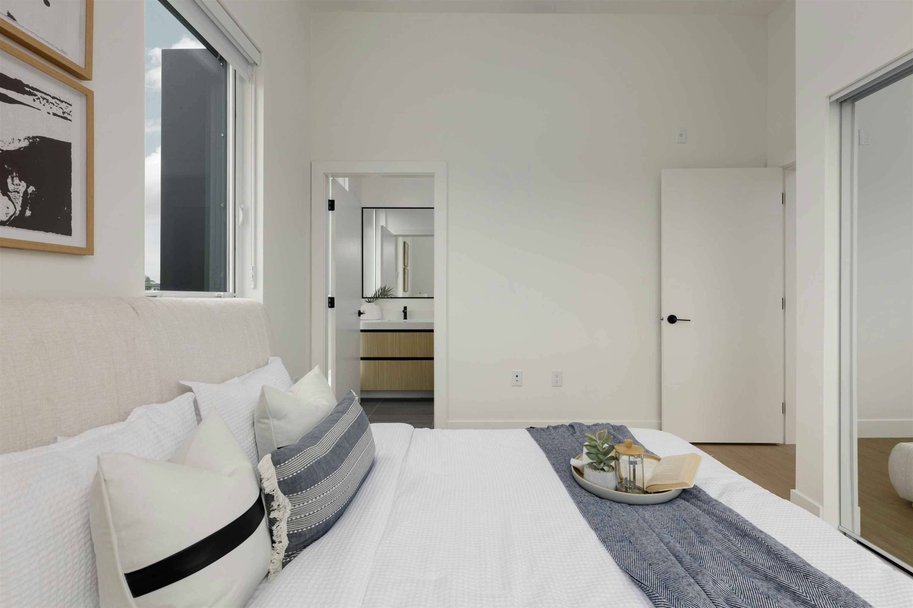 210-2235 E Broadway, Vancouver, BC, V5N 0J5 - 9