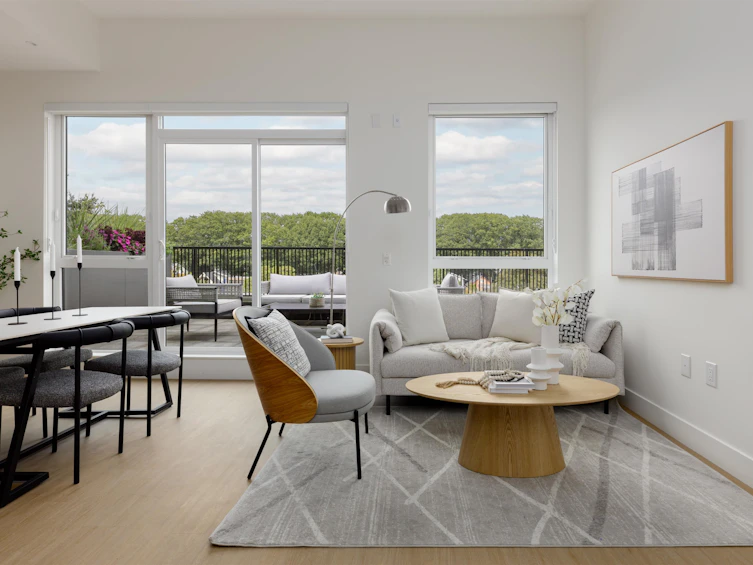 210-2235 E Broadway, Vancouver, BC, V5N 0J5 - 3