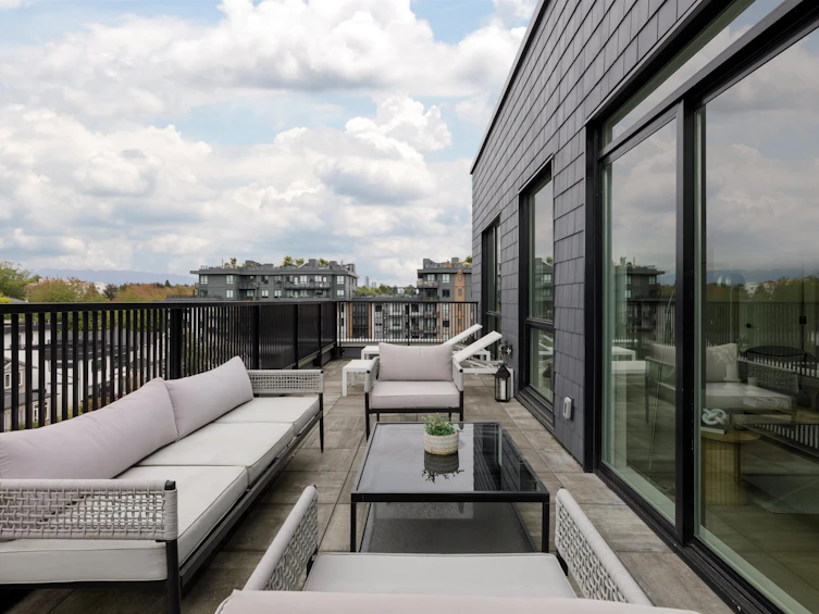 210-2235 E Broadway, Vancouver, BC, V5N 0J5 - 16