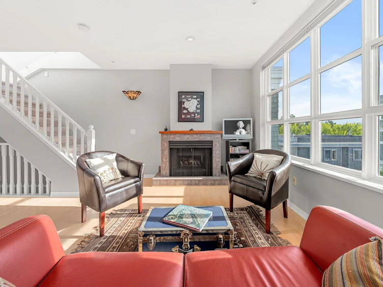 207-669 W 7th Avenue, Vancouver, BC, V5Z 1B6 - 3