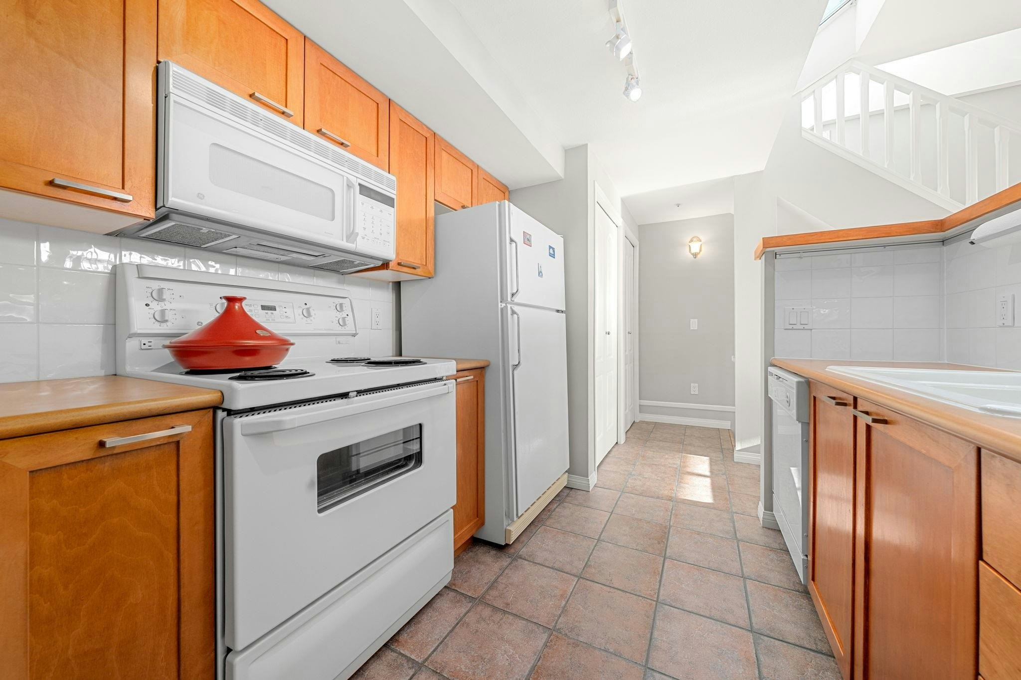 207-669 W 7th Avenue, Vancouver, BC, V5Z 1B6 - 27
