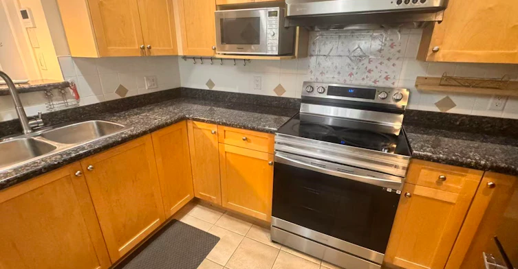 11331 Cambie Road, Richmond, BC, V6X 1L4 - 2