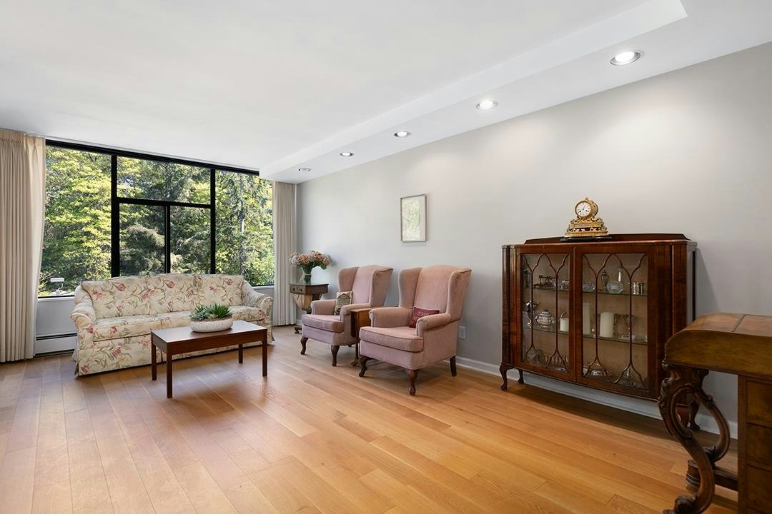309-4101 Yew Street, Vancouver, BC, V6L 3B7 - 6