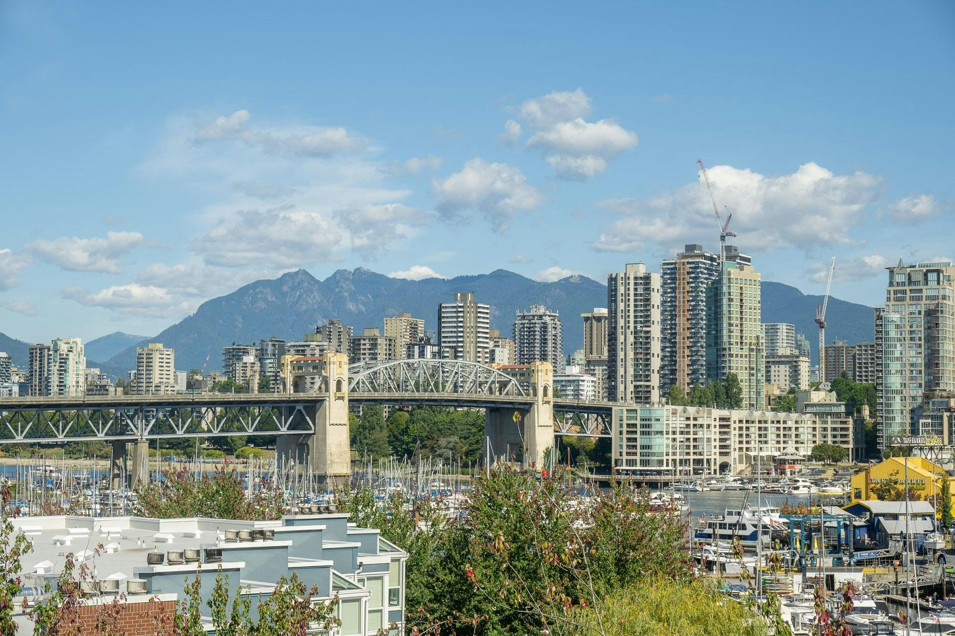 607-1508 Mariner Walk, Vancouver, BC, V6J 4X9