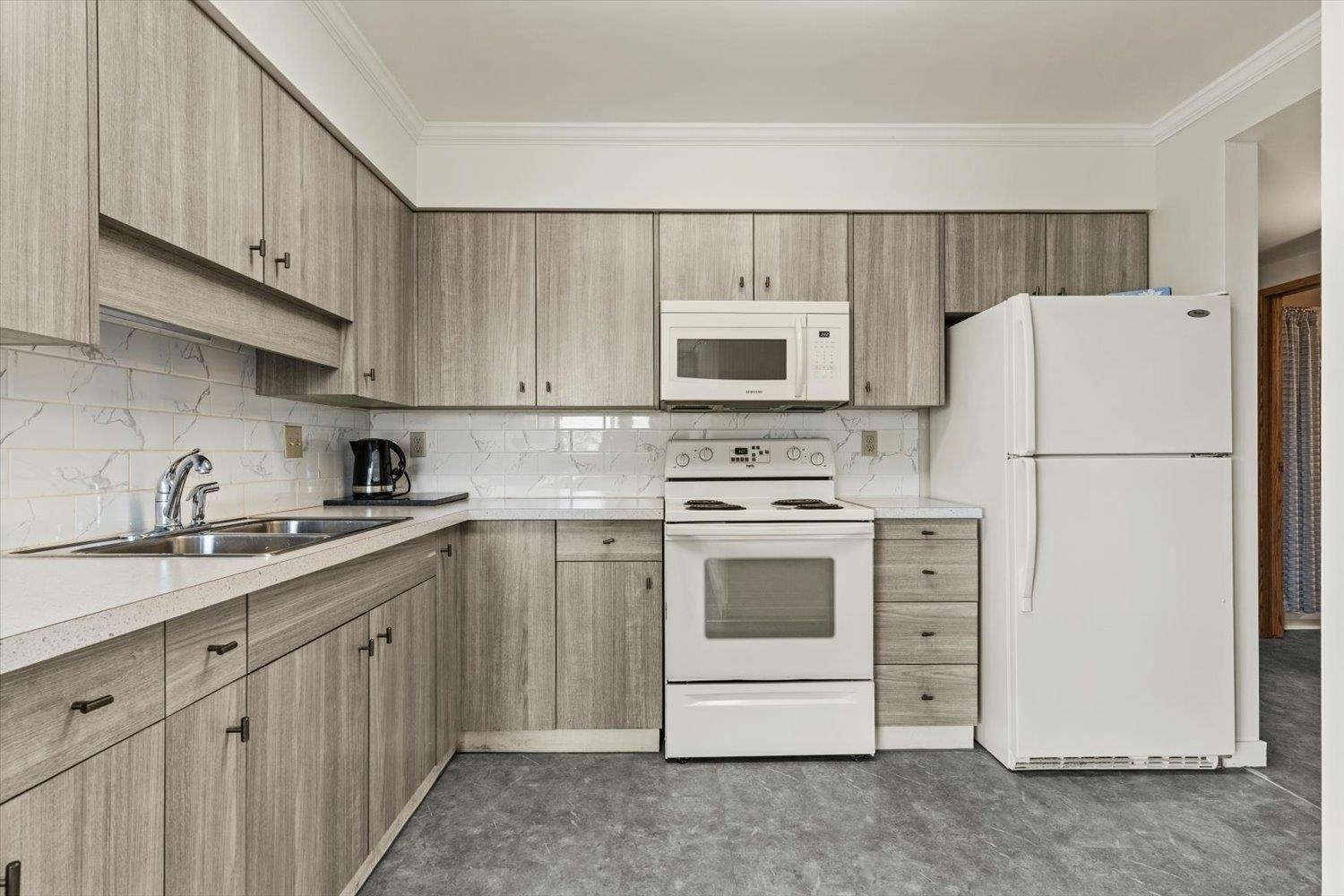 403-31955 Old Yale Road, Abbotsford, BC, V2T 4N1 - 14
