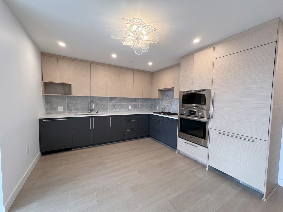 6xx-8888 Osler Street, Vancouver, BC, V6P 4G2 - 4